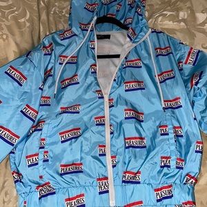 Pleasure wind breaker